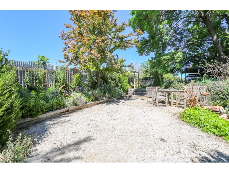 226 Lambert Street, Bathurst NSW 2795