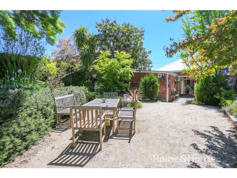 226 Lambert Street, Bathurst NSW 2795