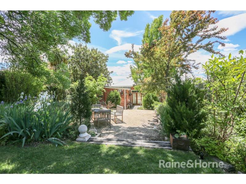 226 Lambert Street, Bathurst NSW 2795