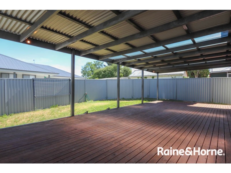 18 Annesley Street, West Bathurst NSW 2795