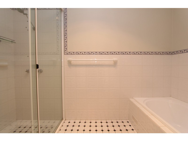 6/204 Rocket St, Bathurst NSW 2795
