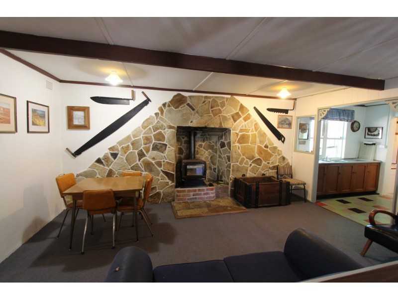 15 Bowen Street, Sofala NSW 2795