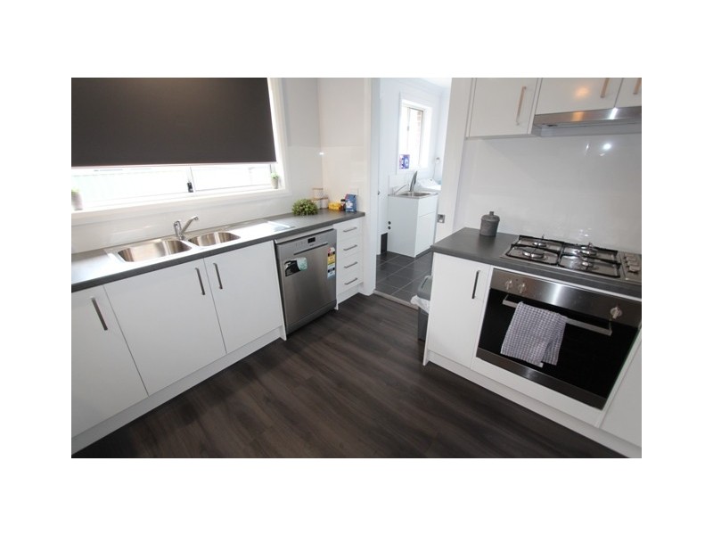 15 Grimes Street, Bathurst NSW 2795