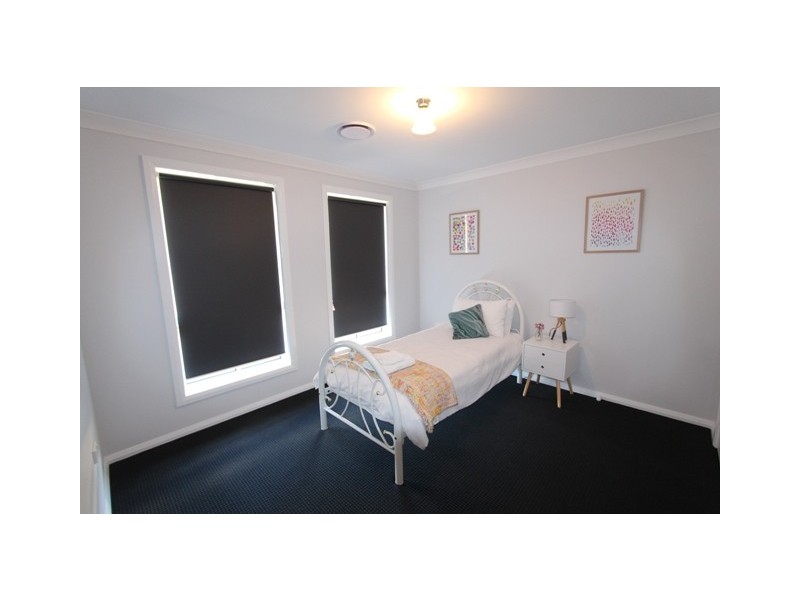 15 Grimes Street, Bathurst NSW 2795