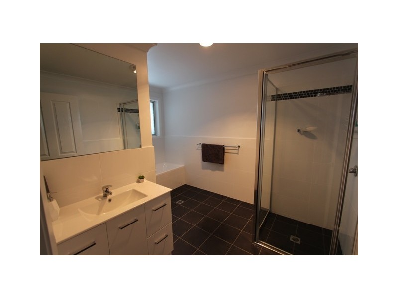 15 Grimes Street, Bathurst NSW 2795