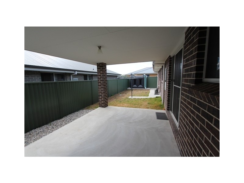 15 Grimes Street, Bathurst NSW 2795