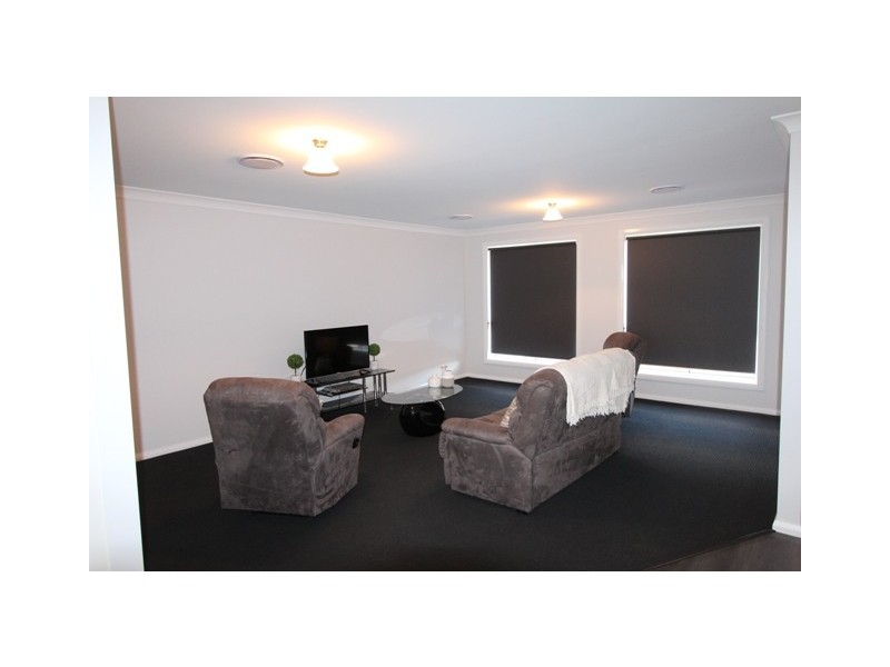 15 Grime Street, Bathurst NSW 2795