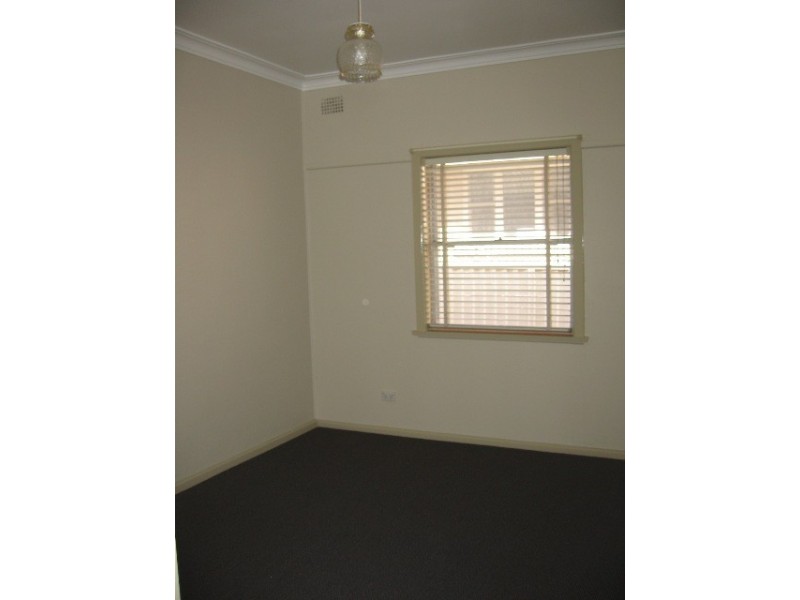 3/257  George Street, Bathurst NSW 2795