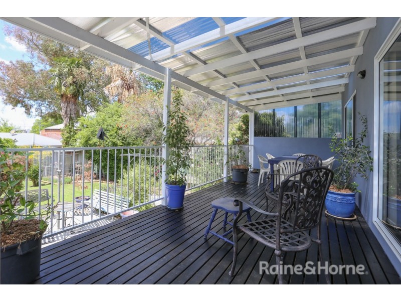 10 Torch Street, South Bathurst NSW 2795