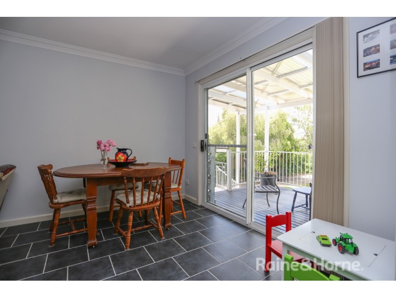 10 Torch Street, South Bathurst NSW 2795