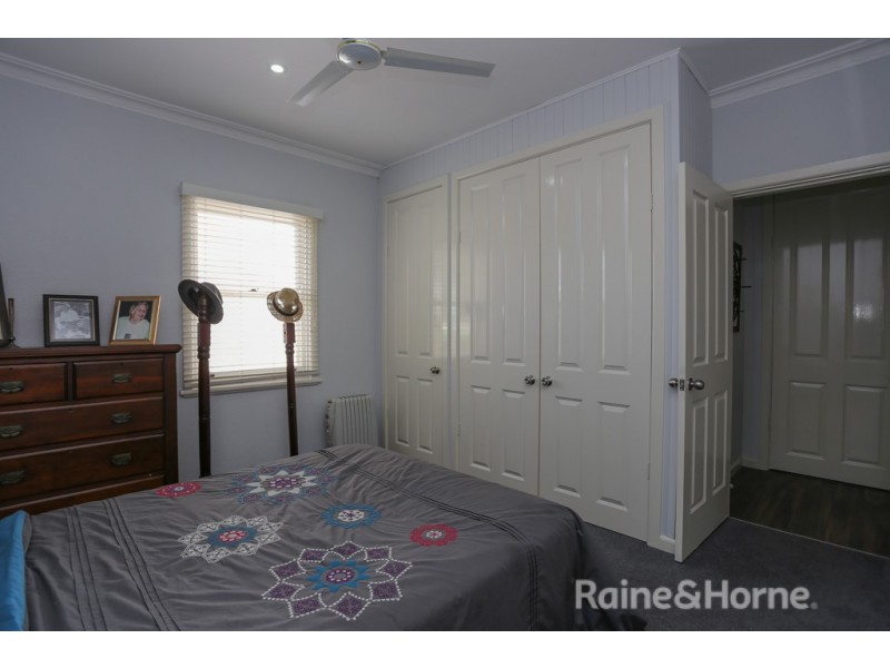 10 Torch Street, South Bathurst NSW 2795