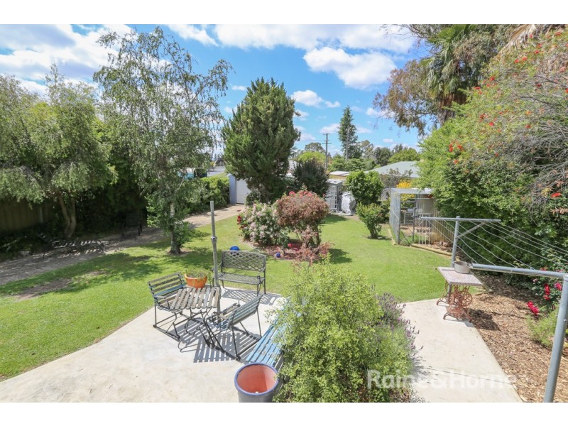 10 Torch Street, South Bathurst NSW 2795
