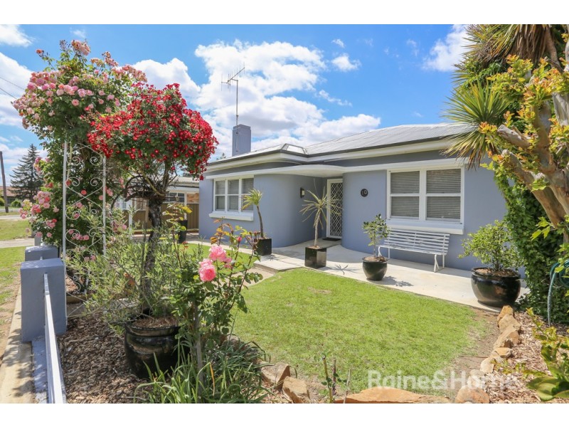 10 Torch Street, South Bathurst NSW 2795