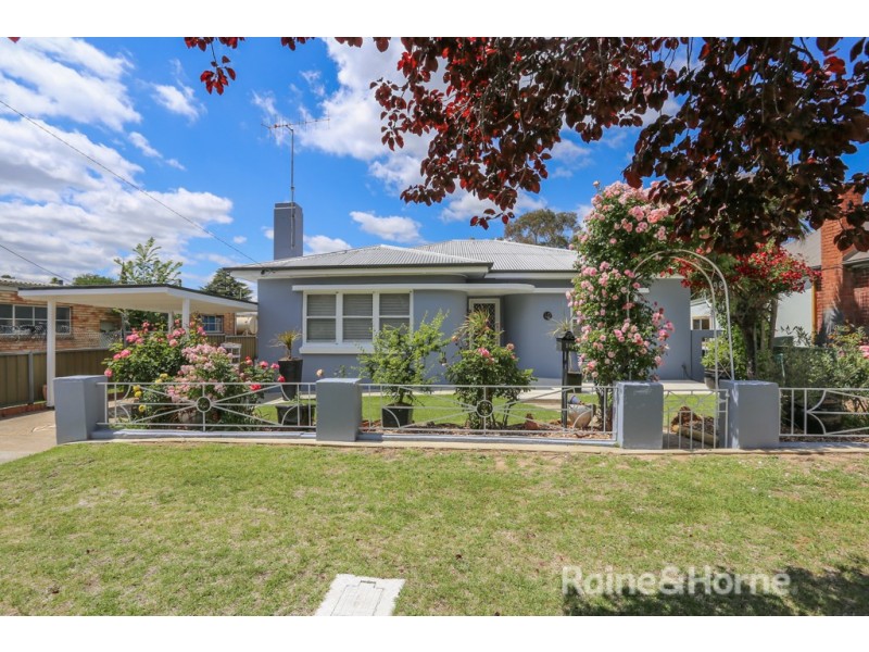 10 Torch Street, South Bathurst NSW 2795