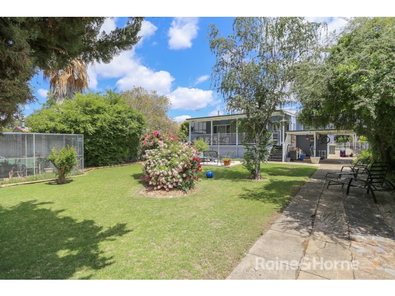 10 Torch Street, South Bathurst NSW 2795