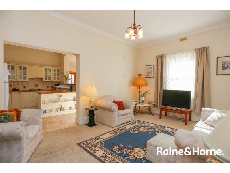 169 William Street, Bathurst NSW 2795