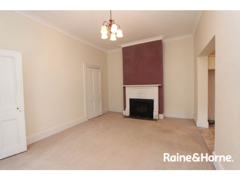 169 William Street, Bathurst NSW 2795
