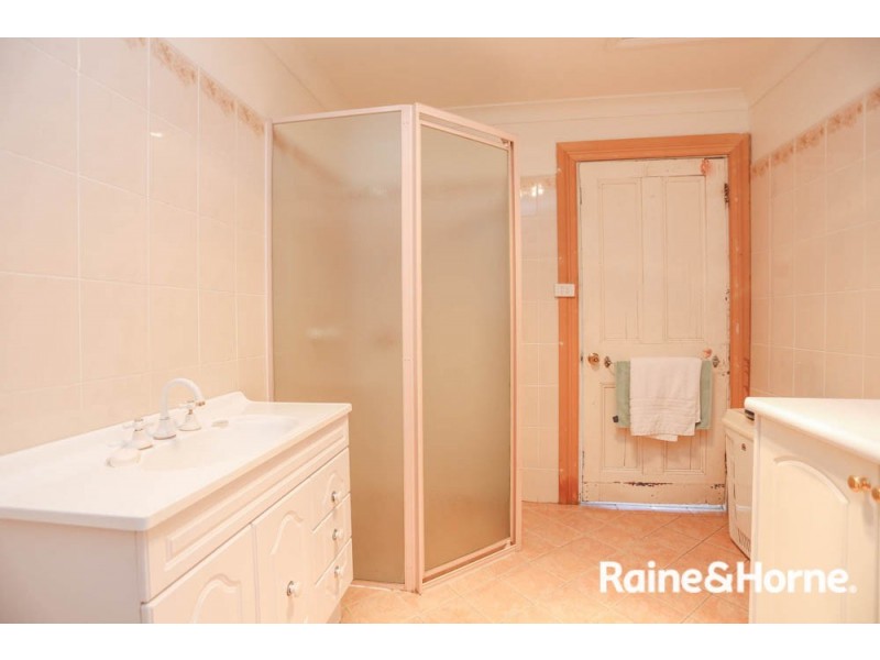 169 William Street, Bathurst NSW 2795