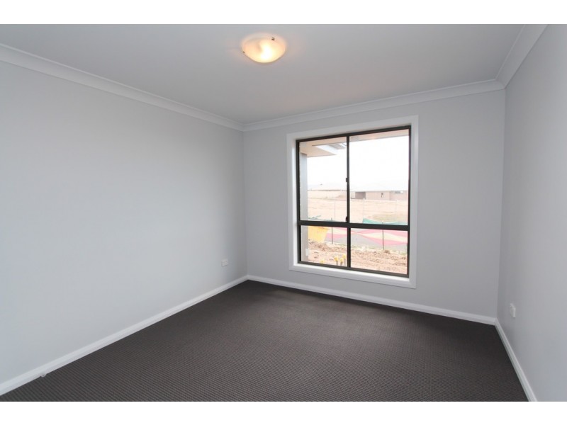 87 Basalt Way, Kelso NSW 2795