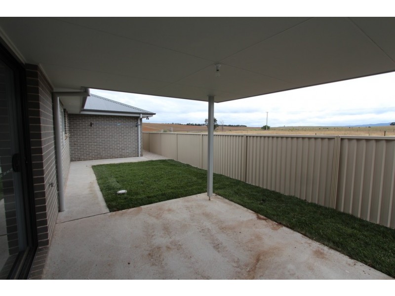 87 Basalt Way, Kelso NSW 2795