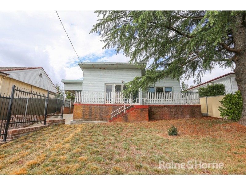 122 Sydney Road, Kelso NSW 2795
