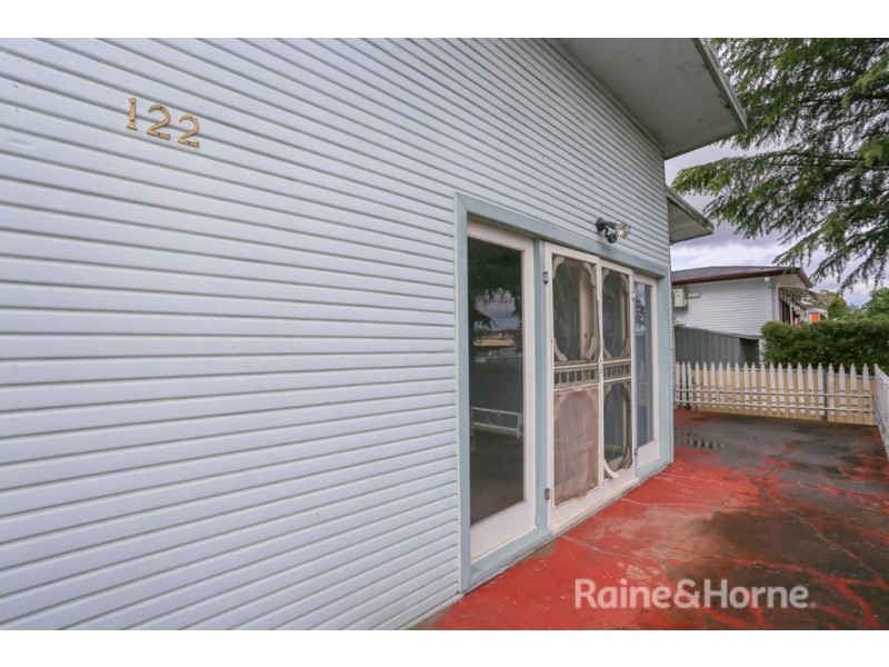 122 Sydney Road, Kelso NSW 2795