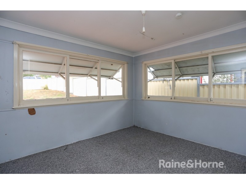122 Sydney Road, Kelso NSW 2795