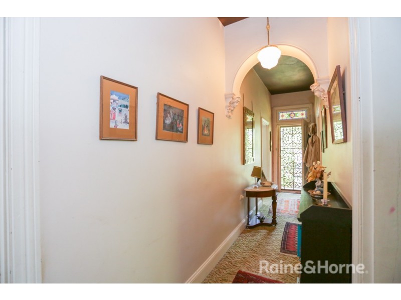 11 Busby Street, South Bathurst NSW 2795