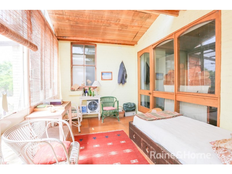 11 Busby Street, South Bathurst NSW 2795