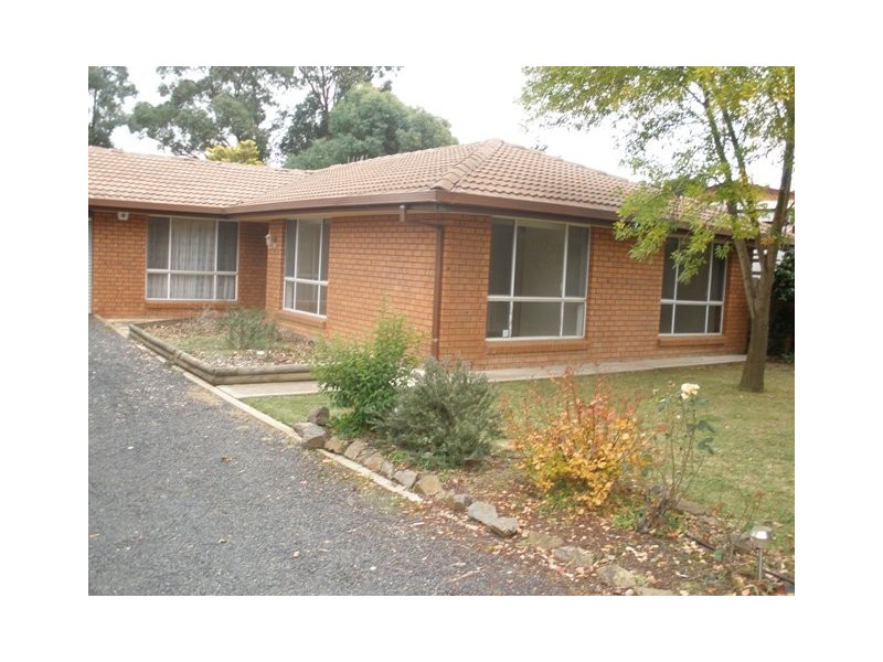 7 Ranken St, Bathurst NSW 2795