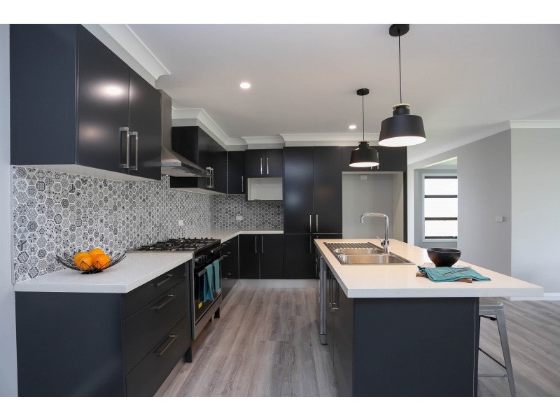 12 Ignatius Place, Kelso NSW 2795