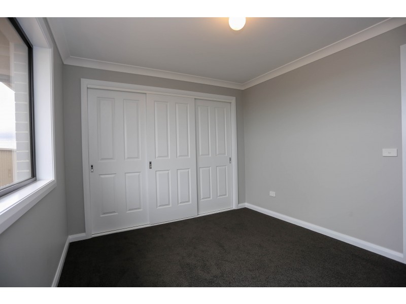 12 Ignatius Place, Kelso NSW 2795