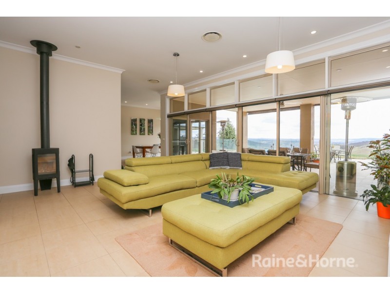 263 Willow Tree Lane, Mount Rankin NSW 2795