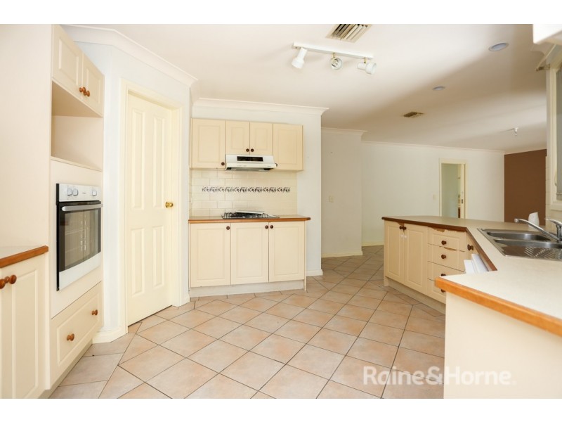 51 Abercrombie Drive, Abercrombie NSW 2795