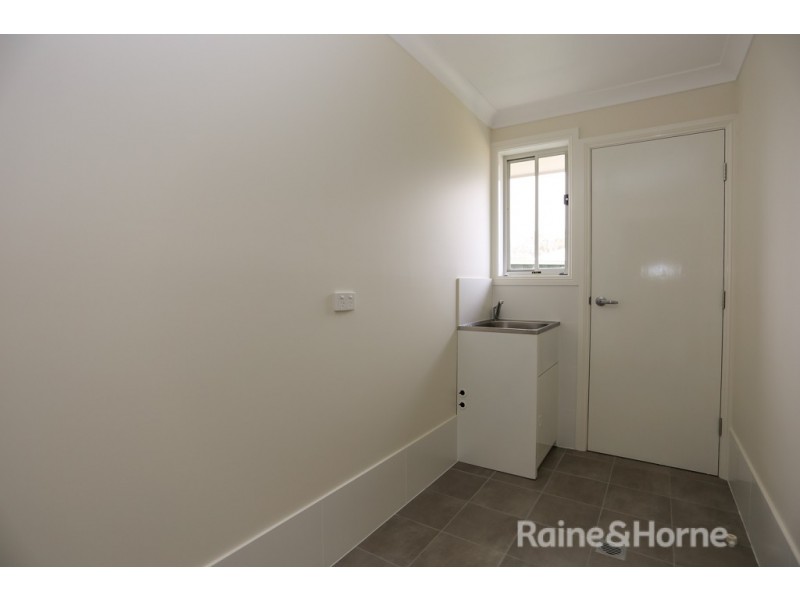 6a Matthews Street, Windradyne NSW 2795