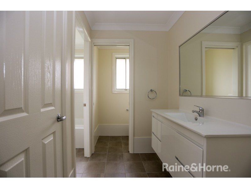 6a Matthews Street, Windradyne NSW 2795
