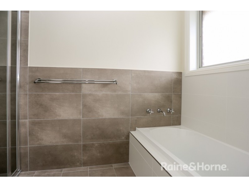 6a Matthews Street, Windradyne NSW 2795