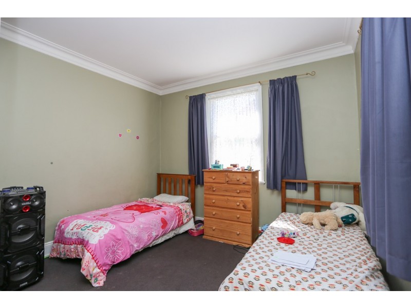 16 Vittoria Street, Bathurst NSW 2795