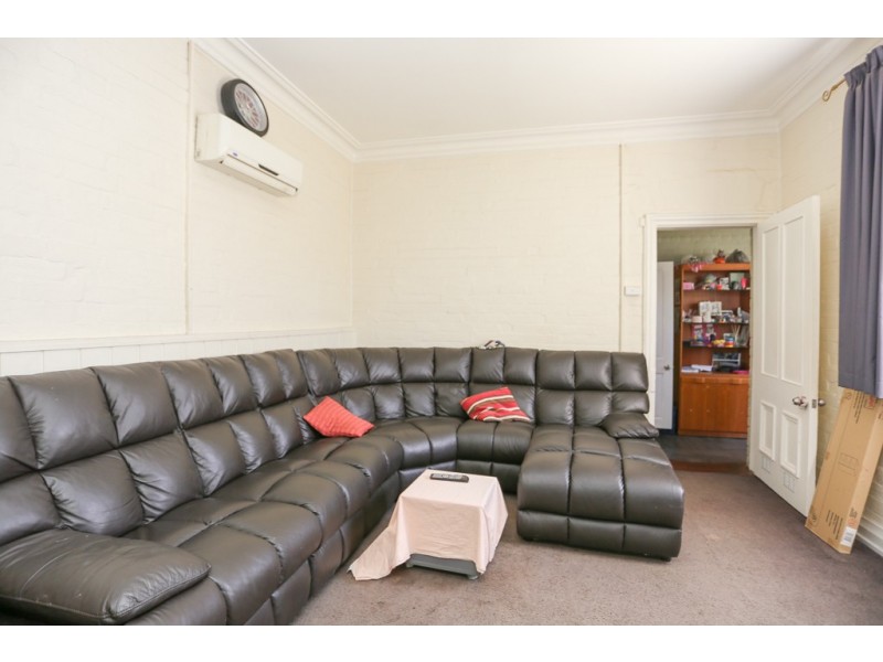 16 Vittoria Street, Bathurst NSW 2795