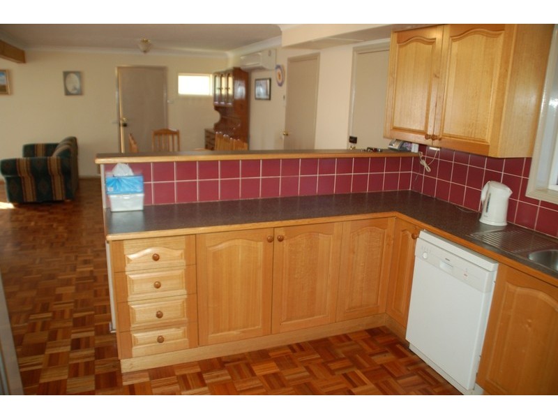 42  Pellion Place, Bathurst NSW 2795