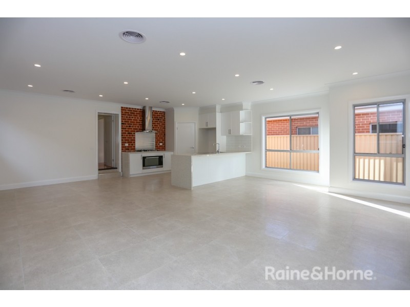 175a Durham Street, Bathurst NSW 2795