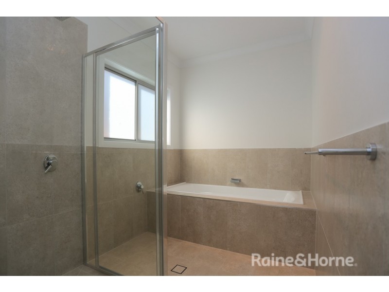 175a Durham Street, Bathurst NSW 2795
