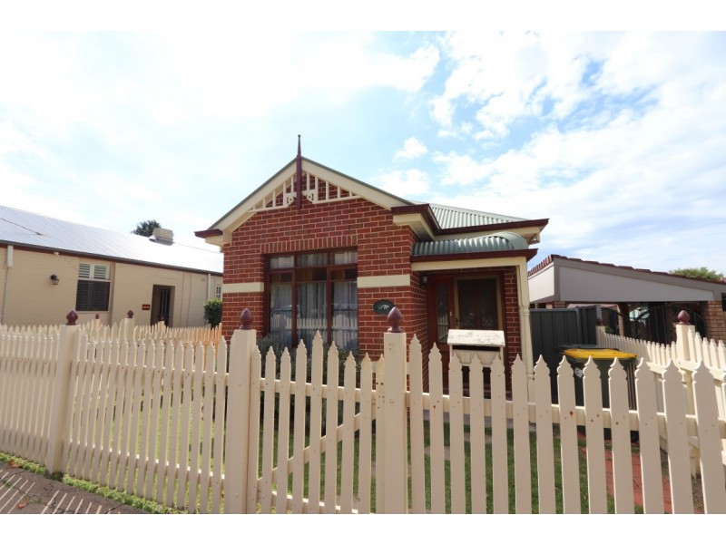 1/151 Lambert Street, Bathurst NSW 2795