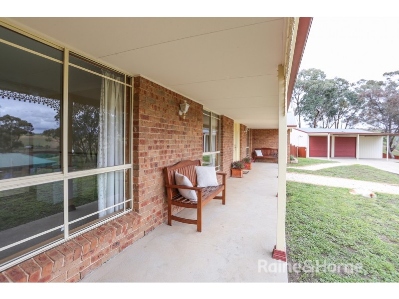 15 Glenhaven Crescent, Perthville NSW 2795