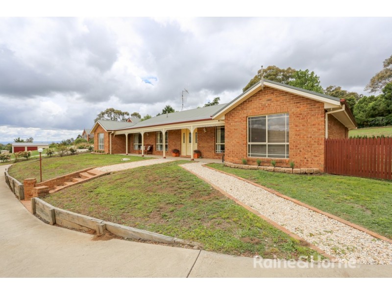 15 Glenhaven Crescent, Perthville NSW 2795