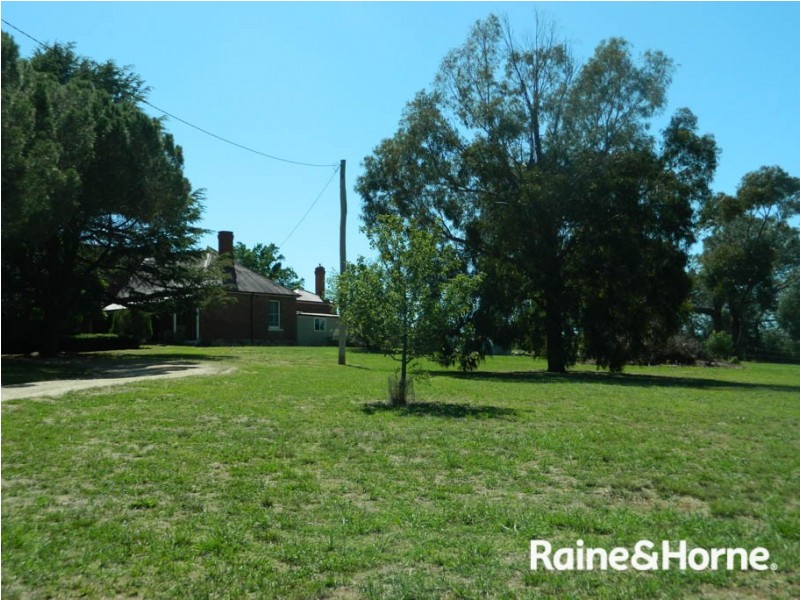 26 Brewongle School Rd, Brewongle NSW 2795