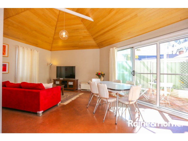 324 Howick Street, Bathurst NSW 2795