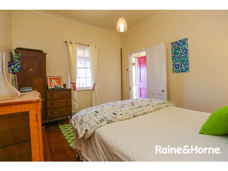 324 Howick Street, Bathurst NSW 2795
