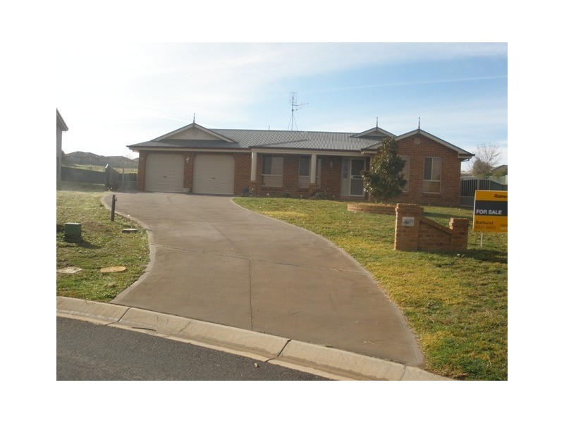 12 Birch St, Kelso NSW 2795