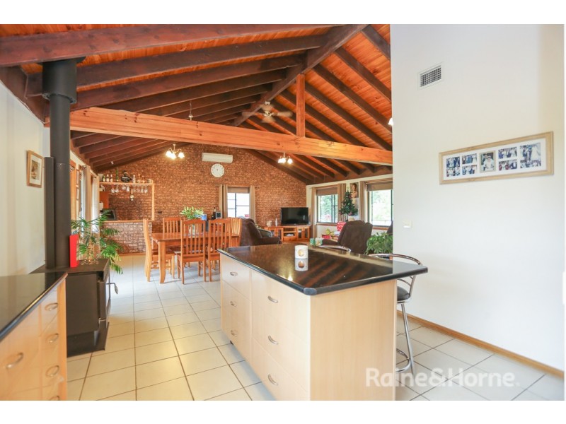 59 Woodside Drive, Mount Rankin NSW 2795